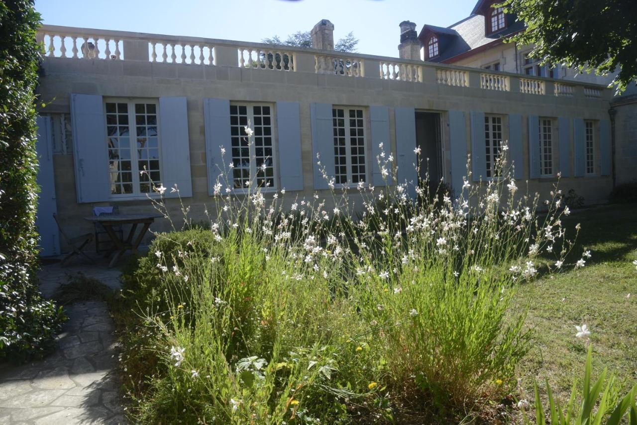 Chateau Rosemont - Grande Maison Familiale Campagne Dans Le Medoc Avec Piscine Et Tennis A 15 Mn Bordeaux Labarde المظهر الخارجي الصورة