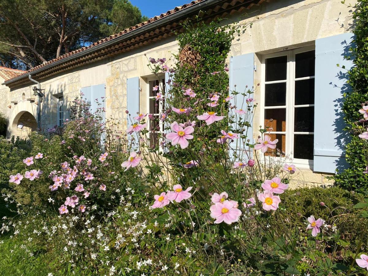 Chateau Rosemont - Grande Maison Familiale Campagne Dans Le Medoc Avec Piscine Et Tennis A 15 Mn Bordeaux Labarde المظهر الخارجي الصورة
