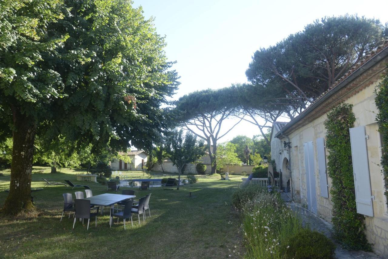 Chateau Rosemont - Grande Maison Familiale Campagne Dans Le Medoc Avec Piscine Et Tennis A 15 Mn Bordeaux Labarde المظهر الخارجي الصورة