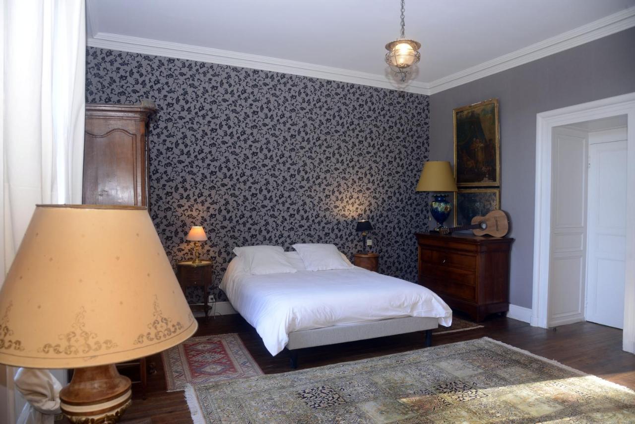 Chateau Rosemont - Grande Maison Familiale Campagne Dans Le Medoc Avec Piscine Et Tennis A 15 Mn Bordeaux Labarde المظهر الخارجي الصورة