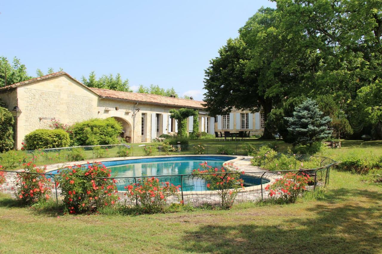 Chateau Rosemont - Grande Maison Familiale Campagne Dans Le Medoc Avec Piscine Et Tennis A 15 Mn Bordeaux Labarde المظهر الخارجي الصورة